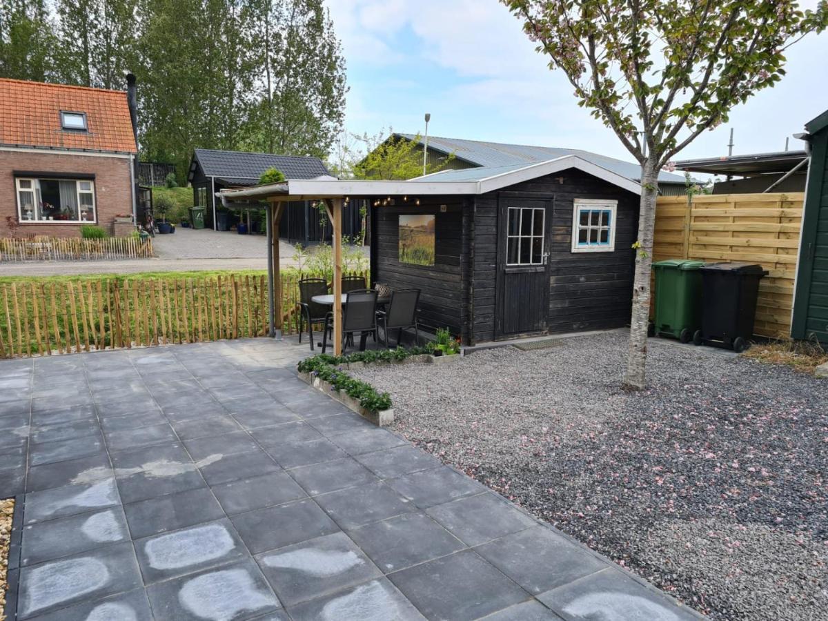 Villa Schwone Diekhuusje - Vakantiewoning Aan De Noordzeekust Schoondijke Exterior foto
